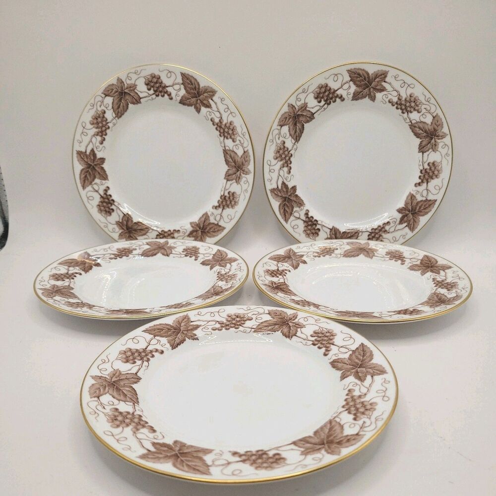 5 Copeland Spode Y6632 England Vine Grapes Leaves Bread/Dessert Plates 6 1/4 in